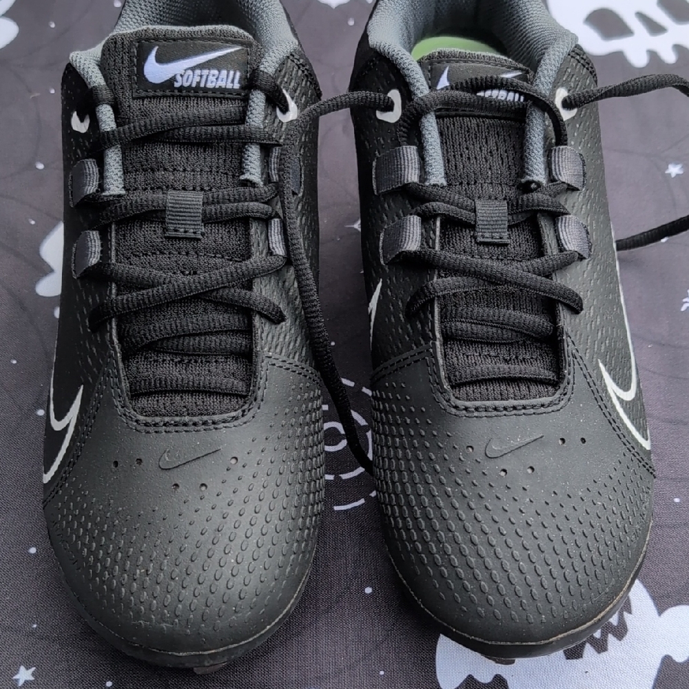 Nike Softball Metal Cleats